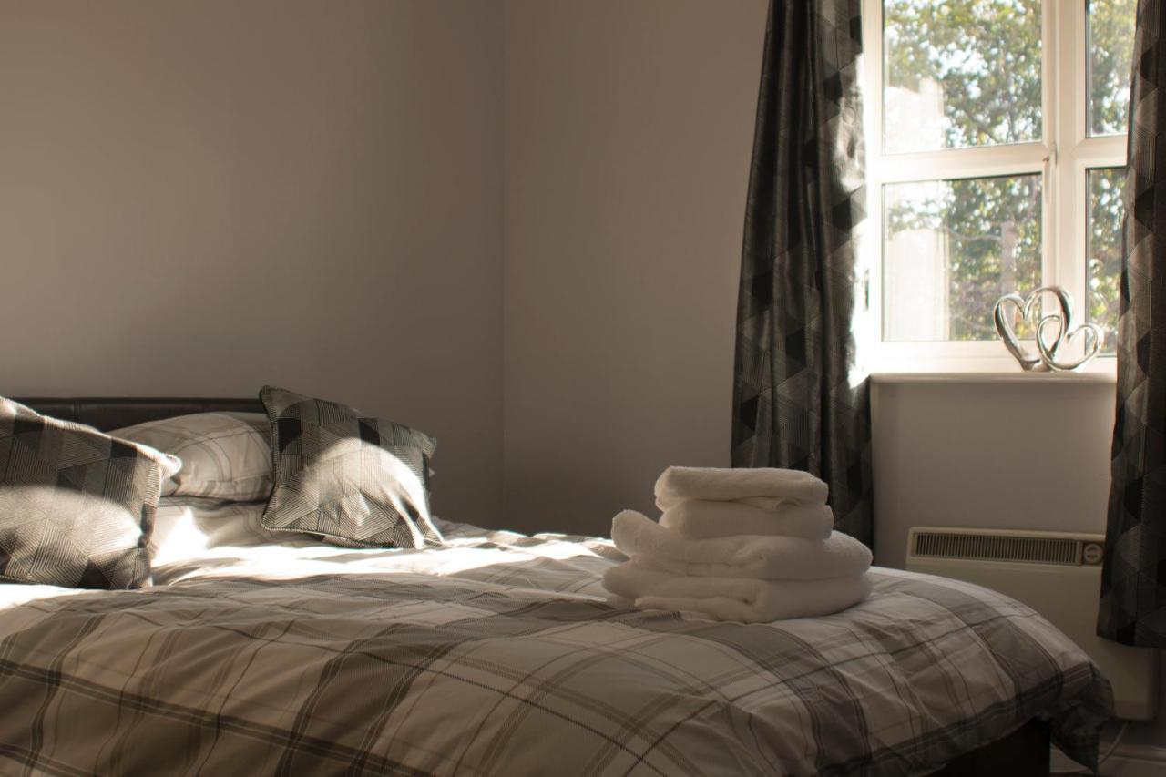 The Bell Apartment. Modern, Stylistic & Luxurious Falkirk Zewnętrze zdjęcie